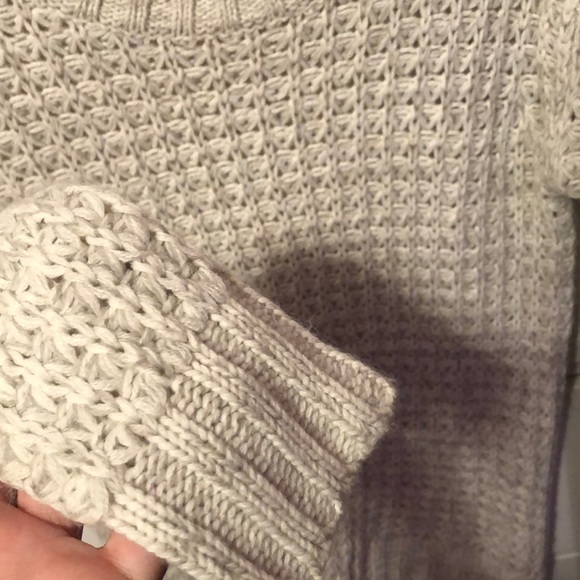 Cream sweater - Picture 2 of 3